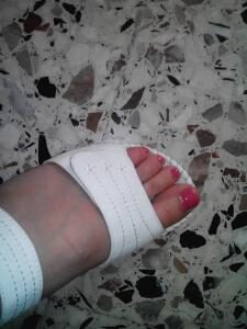 Manicure con smalto semipermanente